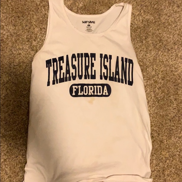 Treasure Island tank top. - Picture 1 of 3